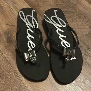 Guess flip flops
